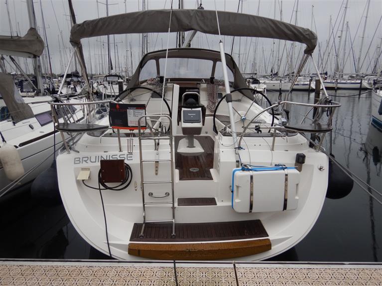 HISWA Purchase inspection sailing yacht - Elan Impression 434