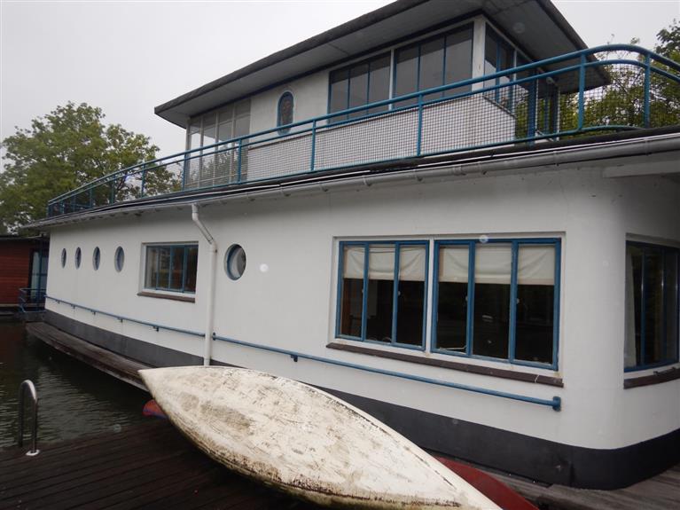 Valuation and visual technical inspection (structural inspection) Houseboat Nieuwegein Utrechtsestraatweg