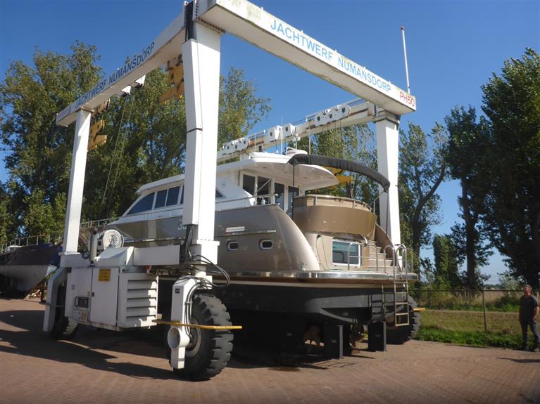 Van den Hoven 1700 Executive Aankoopkeuring Numansdorp